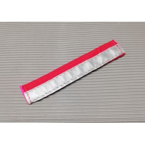 Heijastin taluttimen ympärille