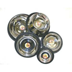 Metalliset ruokakupit liukuestekumilla